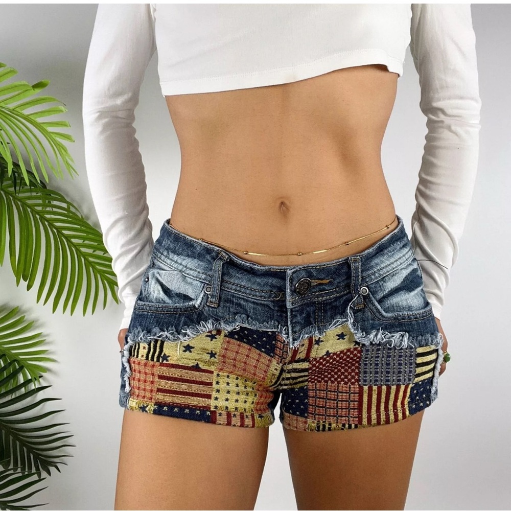 Hot Kiss CICI Mini Shorts Sz 1 American Patchwork Blue Denim Low Rise Dark Wash